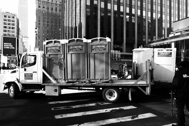 Best Luxury portable toilet rental  in USA